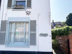 Photo 17- click for photo gallery